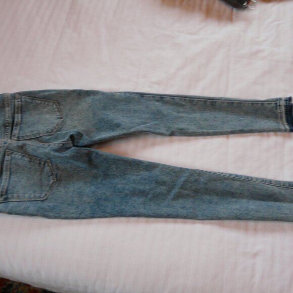 Gap Distressed Stretch Jeans - Girls 8 - Picture 6 of 7